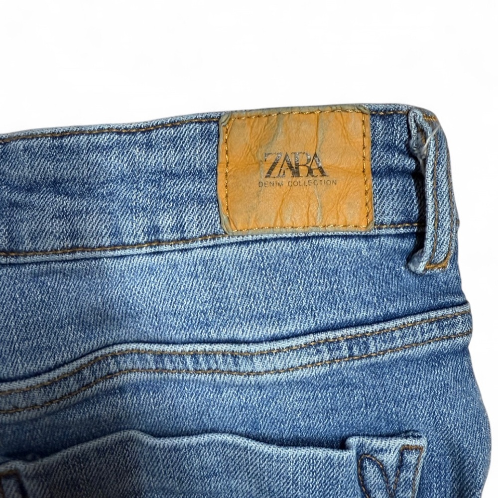 Zara High Rise Cropped Straight Jeans Medium Wash Frayed Hem Size 6 - Picture 5 of 5